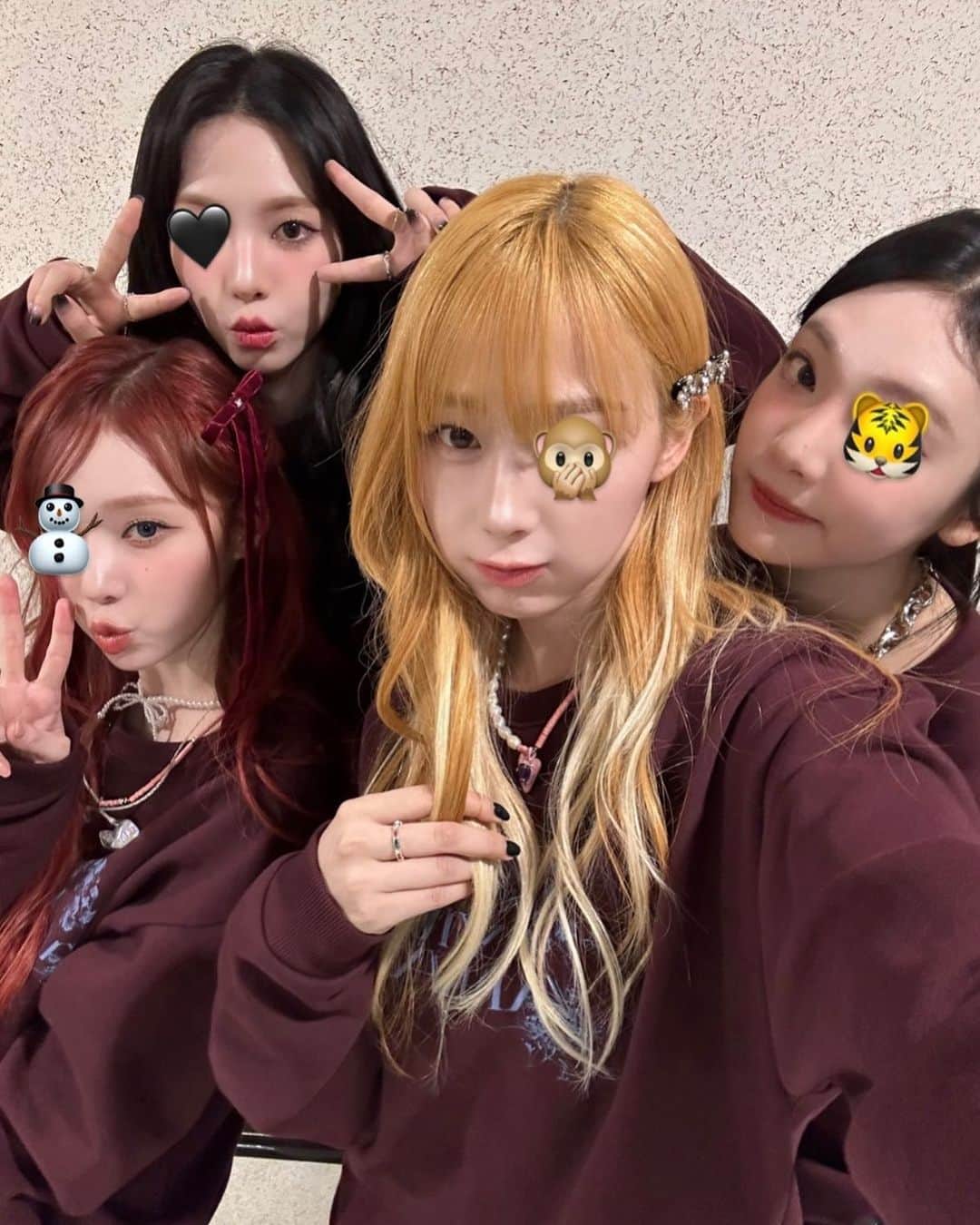 GISELLEのインスタグラム：「우리 3살🖤 항상 감사해요✨ 앞으로도 계속 오래오래 보장」