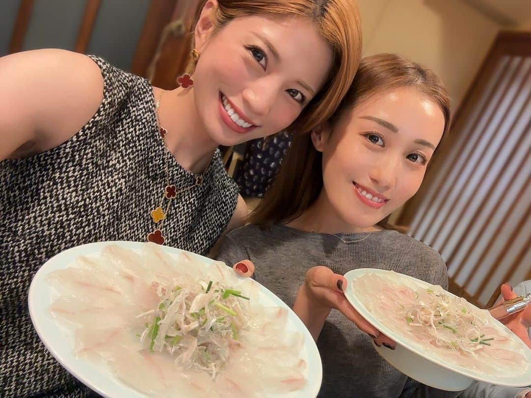 CHIHIRO♡さんのインスタグラム写真 - (CHIHIRO♡Instagram)「大好きな人と大好きな味満ん❤️🐡  唐揚げ大っっ好きなんだけど 焼きもすごい好きなの！ なのに写真撮り忘れてる😂  相当食べたかったようですw  また行こうね🫶  #東京グルメ #味満ん #ふぐ #フグ #食べログ #外食日記 #よるごはん #彼氏」11月18日 12時03分 - chipipipi918