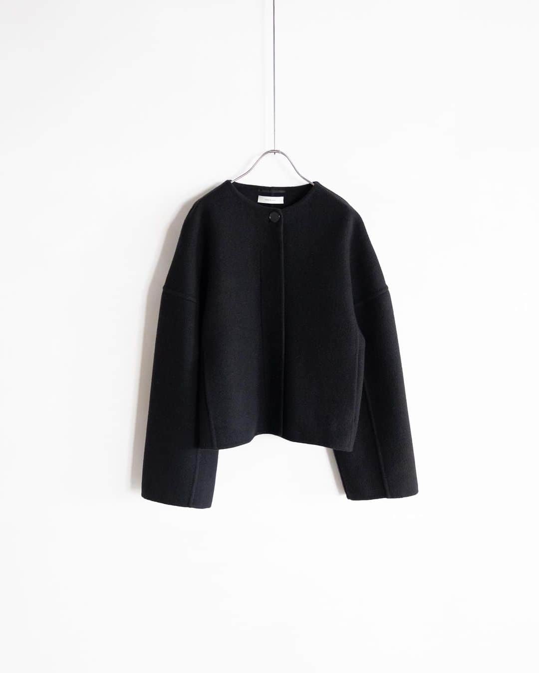 のインスタグラム：「〈FFORME〉  ［商品詳細］ 37-08-24-08003 / ¥528,000 (tax in) SIZE : S  ［取り扱い店舗］ 表参道ヒルズ店  #fforme #edition_jp #tomorrowland_jp」