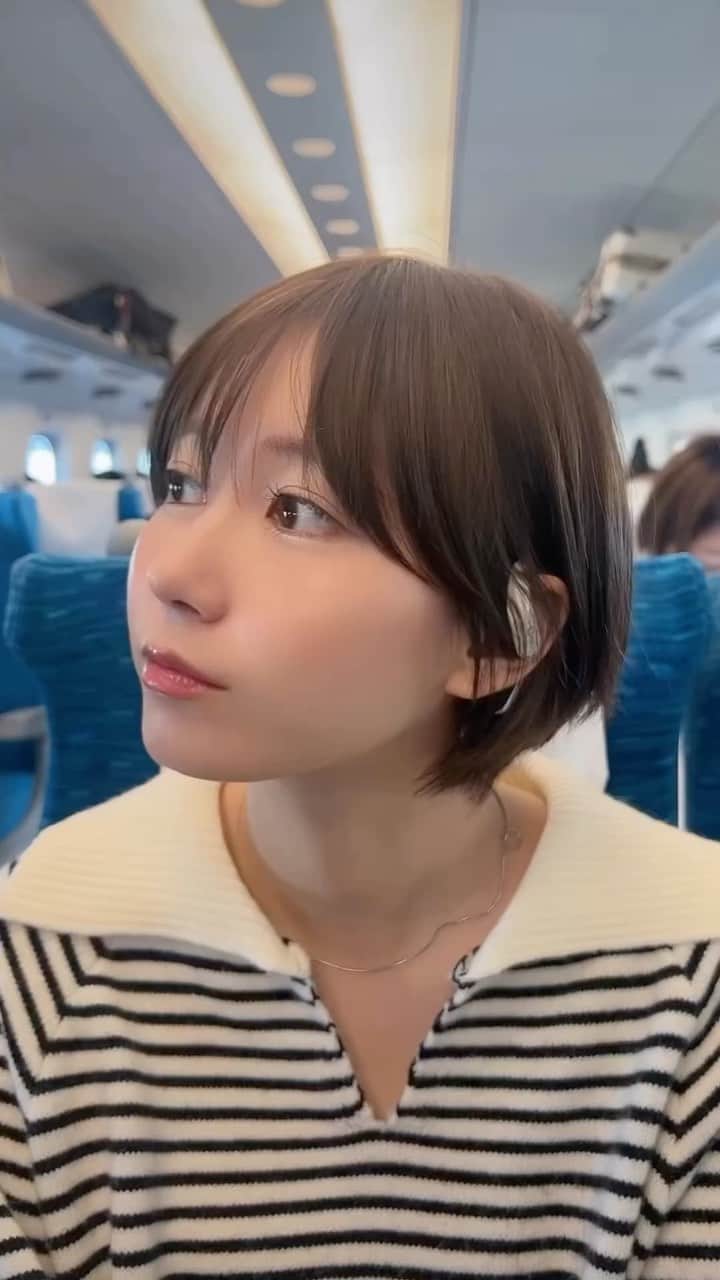 ゆきりぬのインスタグラム：「最近お仕事で色んなとこ行かせてもらってる〜🚃🚃 皆のおかげだね、いつもありがとね💗」