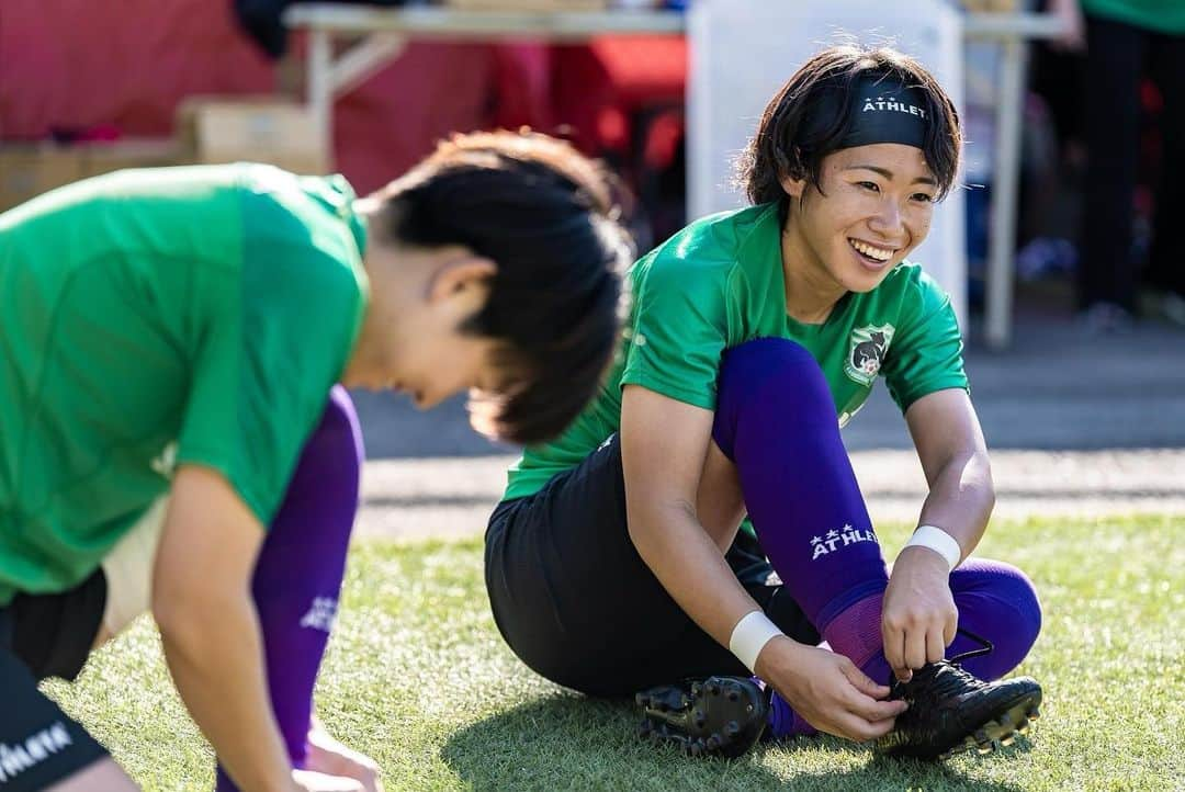 若林美里さんのインスタグラム写真 - (若林美里Instagram)「* 『なにがなんでも勝たなければならない』 そんなプレッシャーを強く感じる。 しかしそれは、マイナスな要素ではない。 プロサッカー選手であることを自覚させ、自身を奮い立たせるモチベーションへと変化する。  強さをプラス🤝 @pleady_taping   #PLEADY #プレディ #テーピング #PR #台湾 #高雄」11月18日 12時35分 - mi.nori.11