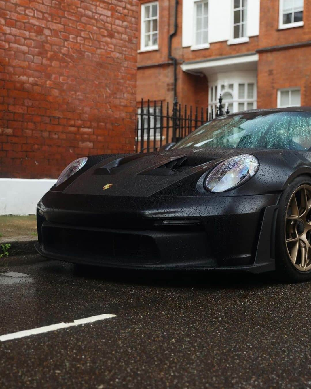 CARLiFESTYLEさんのインスタグラム写真 - (CARLiFESTYLEInstagram)「Satin Black GT3 RS💦 Photo by @ampw.cars #carlifestyle #gt3rs #porsche #gt3 #992gt3rs」11月18日 14時37分 - carlifestyle