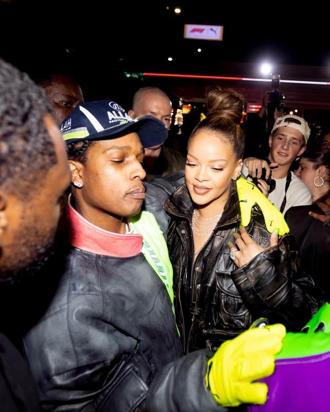 Just Jaredさんのインスタグラム写真 - (Just JaredInstagram)「Rihanna and A$AP Rocky celebrated the launch of his Puma x F1 collection on Friday night in Las Vegas. The couple was all smiles as they greeted fans at the event. Check out JustJared.com for more photos! #Rihanna #ASAPRocky Photos: Backgrid」11月18日 15時39分 - justjared