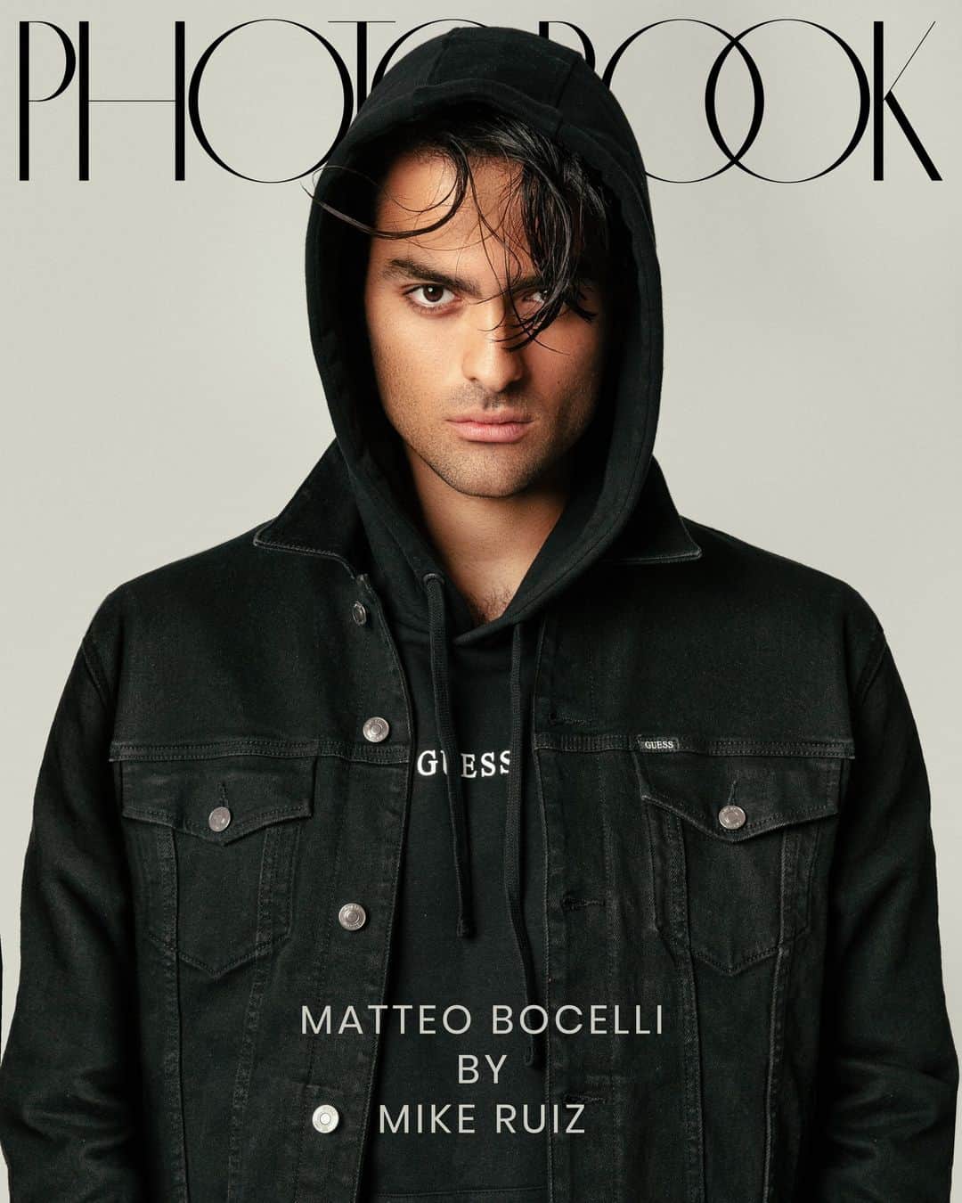 ゲスのインスタグラム：「@matteobocelli for @photobookmagazine wearing #GUESSMens. Learn more about Matteo's music and how he follows in his father’s footsteps with his own twist. Full interview at photobookmagazine.com.  Credits: @photobookmagazine #photobookmagazine PhotoBook Editor-In-Chief: Alison Hernon @718blonde PhotoBook Creative Director + Photographer + Producer: Mike Ruiz + @mikeruiz.one @mikeruizone Talent: Matteo Bocelli @matteobocelli Fashion Stylist: Kate Barton Groomer: Rheanne White at Tracey Mattingly @rheannewhite @traceymattingly Tearsheets by Daniel López, Art Director, PhotoBook Magazine @by_danalarcon Interview by Madison Cannella, Contributor, PhotoBook Magazine @cinnamongirlmaddie」