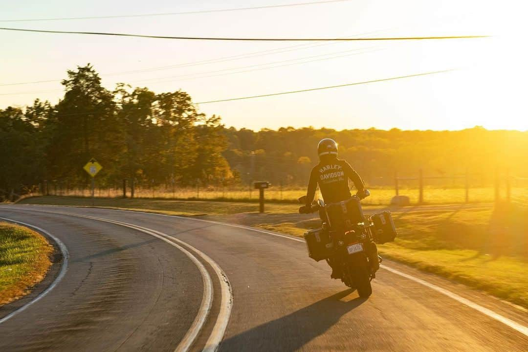 Harley-Davidsonさんのインスタグラム写真 - (Harley-DavidsonInstagram)「ISO: Open roads.​  #HarleyDavidson #PanAmerica」11月19日 1時56分 - harleydavidson