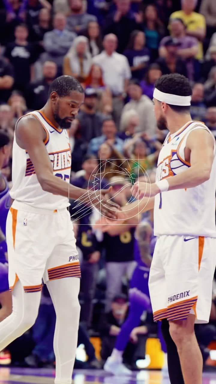 フェニックス・サンズのインスタグラム：「“That’s my favorite player. I’ve been watching that my whole entire life. So, it was good to see it live.”  - Devin Booker on Kevin Durant」