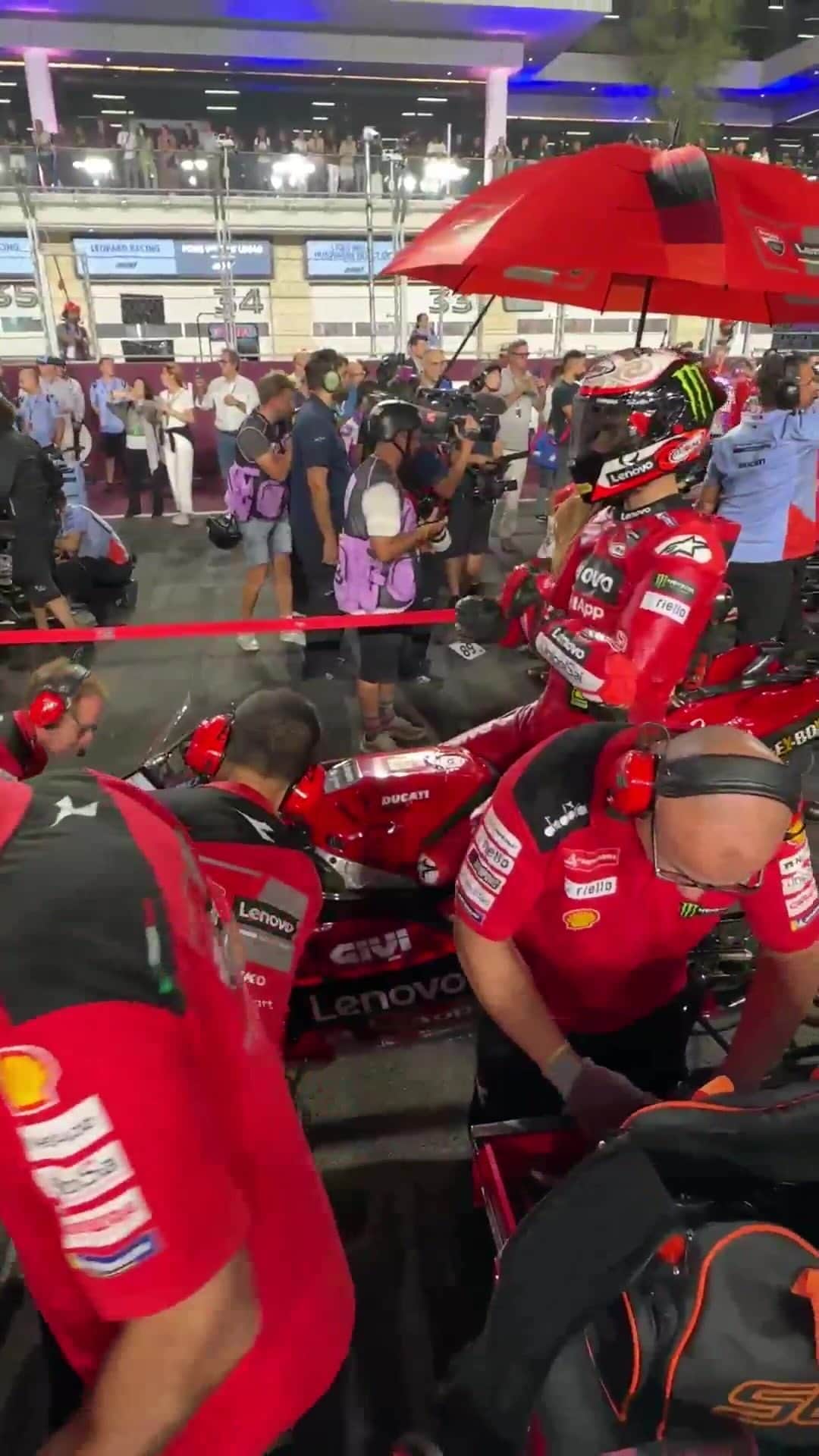 MotoGPのインスタグラム：「#QatarGP 🇶🇦」