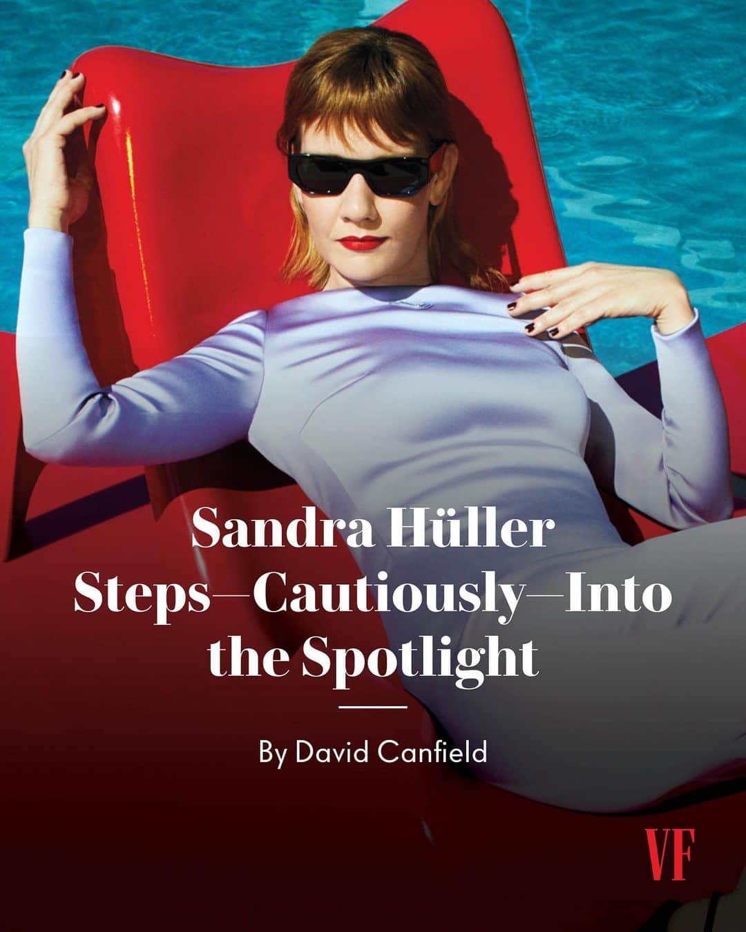 のインスタグラム：「Sandra Hüller is a true international star: she’s made movies across Europe, performs regularly in English, German, and French, and is currently improving her Spanish.  But it wasn’t until ‘Toni Erdmann’ that Hüller finally landed with US audiences. It all seemed to promise a bright future as a movie star, “but nothing happened after,” Hüller tells VF. “It can just be over in a minute, and that’s okay.”  Now, she’s starring in two of the year’s most critically acclaimed films: Justine Triet’s moral thriller ‘Anatomy of a Fall’ and Jonathan Glazer’s Holocaust drama ‘The Zone of Interest.’ At the link in our bio, Hüller opens up to VF about balancing all her projects, the dizzying awards buzz, and grappling with her fear of failure.  Photographer: @emmasummerton Stylist: @carolinaorrico Hair: @officialdanilohair Makeup: @kateleemakeup Manicure: @marisacarmichael Set Design: @robertdoran_ Production: @viewfindersnyla」