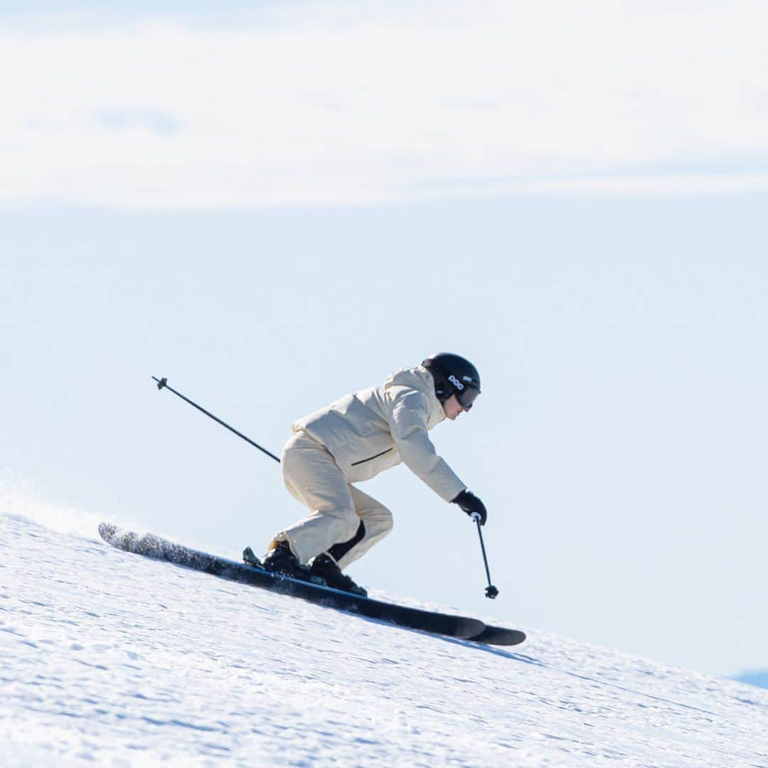 Oyshoさんのインスタグラム写真 - (OyshoInstagram)「Discover the new down from Minardi Piume Company SKI 10k padded jacket. . . . #oysho #ski #ski collection」11月19日 2時35分 - oysho