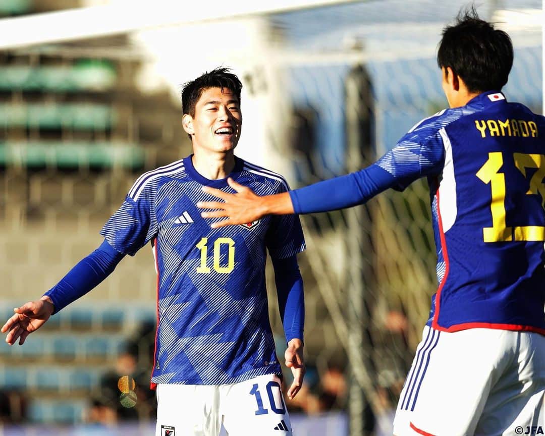 日本サッカー協会さんのインスタグラム写真 - (日本サッカー協会Instagram)「. 🔹U-22日本代表🔹  #鈴木唯人 が古巣のスタジアムで2ゴールの活躍⚽️✨ U-22アルゼンチン代表に5-2で逆転勝利を飾りました🔹  来年の4月には、パリオリンピックの出場権が懸かる『AFC U23 #アジアカップ カタール 2024』が始まります。 引き続き皆さまのご声援をよろしくお願いします！  #夢への勇気を #U22日本代表 #jfa #daihyo #サッカー日本代表 #サッカー #soccer #football #⚽」11月18日 17時54分 - japanfootballassociation