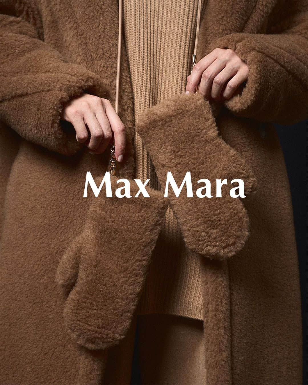 IENAのインスタグラム：「𝐂𝐥𝐨𝐬𝐞-𝐮𝐩 𝐁𝐫𝐚𝐧𝐝!〝𝐌𝐚𝐱 𝐌𝐚𝐫𝐚〟 @maxmara In store now.   ⁡ ⁡ 【展開店舗】 Maison IÉNA自由が丘店 名古屋タカシマヤゲートタワーモール店 ⁡ ⁡ ⁡ Teddy bear Icon Coat ¥547,800(税込) Size: Free *メーカーサイズ:S Color: キャメル No.23020910002530 ⁡ DULA turtleneck knit ¥154,000(税込) Size:Free *メーカーサイズ:S Color: ブラック、キャメル No.23080910001730 ⁡ Pure Camel Wide pants ¥156,200(税込) Size: 38,40 Color: ブラック、キャメル No.23030910002930 ⁡ Teddy bear mittens ¥40,700(税込) Size:Free Color: キャメル No.23090910001130 ⁡ ⁡ ⁡ ⁡ ⁡ ⁡ #MaxMara #MaxMaraTeddyBear #iena #iena_23aw #maisoniena #baycrews #fashion @maison.iena.jp」