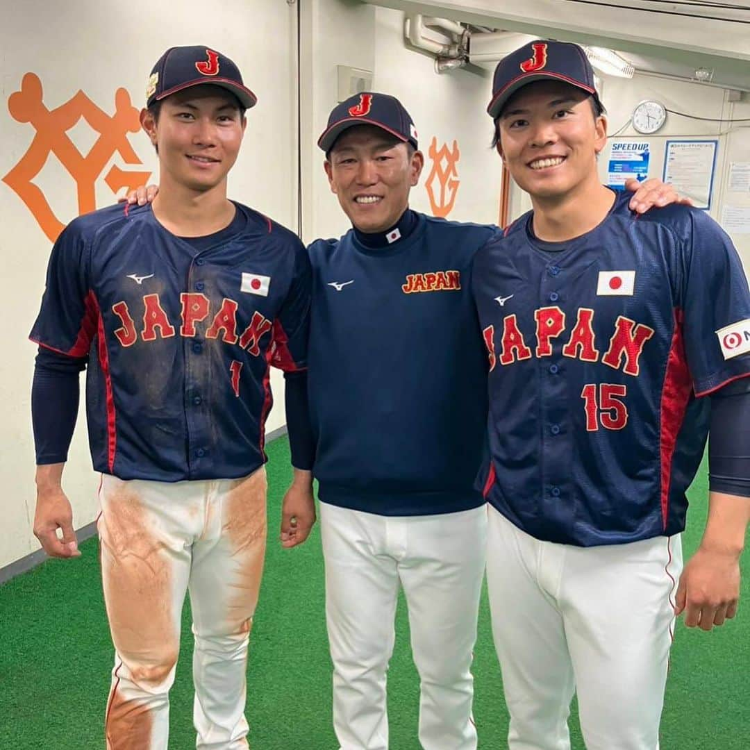 侍ジャパンのインスタグラム：「カーネクスト アジアプロ野球チャンピオンシップ2023 オーストラリア🇦🇺 0 - 10 🇯🇵日本 13安打10得点で8回コールド勝ち！3連勝で明日の決勝戦へ！  #侍ジャパン #アジチャン #井端弘和 #早川隆久 #藤原恭大 #牧秀悟 #古賀悠斗 #森下翔太」