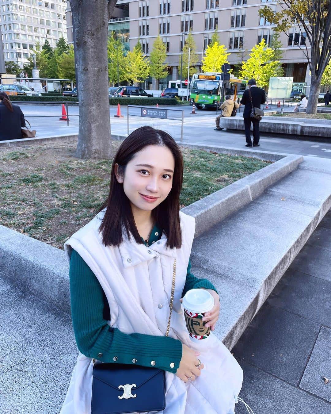 生形由佳さんのインスタグラム写真 - (生形由佳Instagram)「・ ボリューム感が可愛いキルティングコート☁️ @geera__official    袖が取り外せる2wayﾀｲﾌﾟで ベストにして着るのがお気に入り☺️💚   商品番号🔍208081  #PR #GeeRA #zozotown #zozo購入品  #geera_ootd #ジーラ」11月18日 18時15分 - yuka.ub