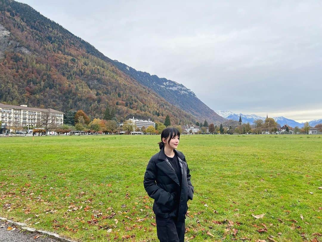 黑嘉嘉（ヘイ・ジャアジャア）さんのインスタグラム写真 - (黑嘉嘉（ヘイ・ジャアジャア）Instagram)「First time in Switzerland🇨🇭」11月18日 18時16分 - jiajia94526