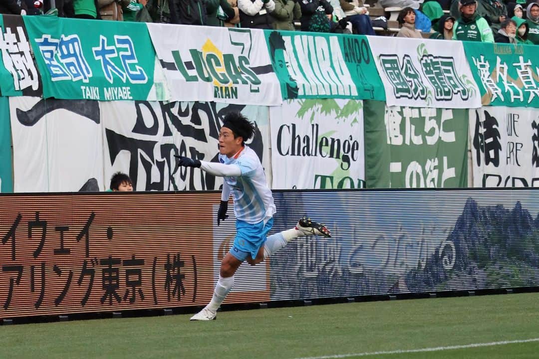 横浜スポーツ&カルチャークラブのインスタグラム：「.  🔵#j3league 🟠  11/18(土)第36節 🆚松本山雅FC 松本山雅FC 0-2 Y.S.C.C.   ⚽️得点者⚽️ #佐藤大樹 #大嶋春樹  #大嶋春樹 #萱沼優聖 #二階堂正哉 #小島秀仁 #脇坂崚平  #yscc #Ｊ３ #Ｊリーグ #jleague #j3 #スポーツを未来へ繋ぐ #Ｊリーグ #2023 #横浜 #本牧 #soccer #サッカー #sports #bonera」