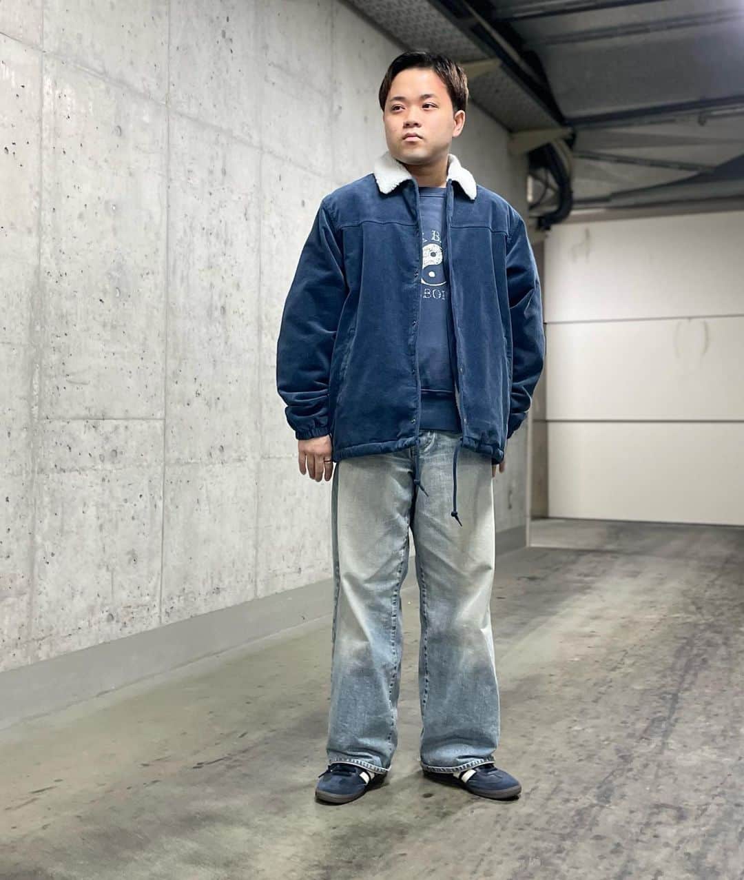 のインスタグラム：「【23アウターフェア開催‼️】  アウターフェアにちなんで、メンズ対象商品のアウター紹介です🙋‍♂️ 期間は26日までです🔥🔥  BEAMS / コーデュロイ ボア コーチジャケット  item no:11-18-0928 price:19,800→17,820  🔍商品の問い合わせは、電話orDMでも承っております。  ⚠️営業時間中での返答となりますので、お時間がかかる可能性がございます。予めご了承下さいませ。  ☎️078-335-2720  #beams#bprbeams#beamsplus#beamsboy#raybeams#kodomo#beamst#instafashion#instagood#outfit#outfitoftheday#fashion#ootd#beamskobe#kobe#japan#ビームス#fennica」