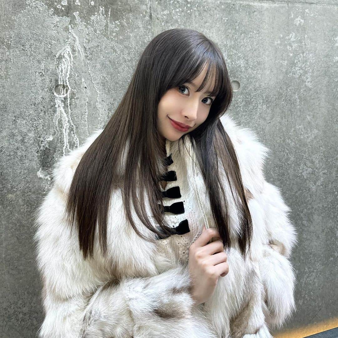 藤川らるむのインスタグラム：「マロンカラー🌰 どうかしら🐶」