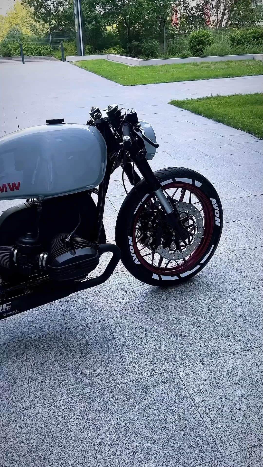 epidemic_motorsのインスタグラム：「the best of the best and your brother is coming soon @_inwayman_」