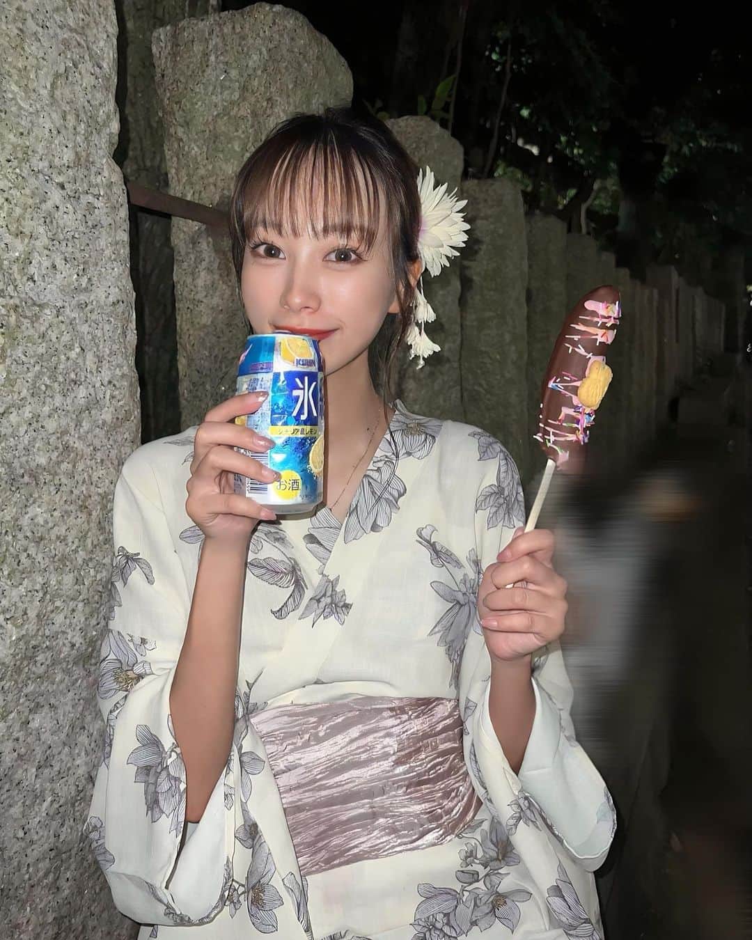 岡島彩花のインスタグラム：「毎日寒すぎる🥹❄️  もう夏が恋しい...🥲」