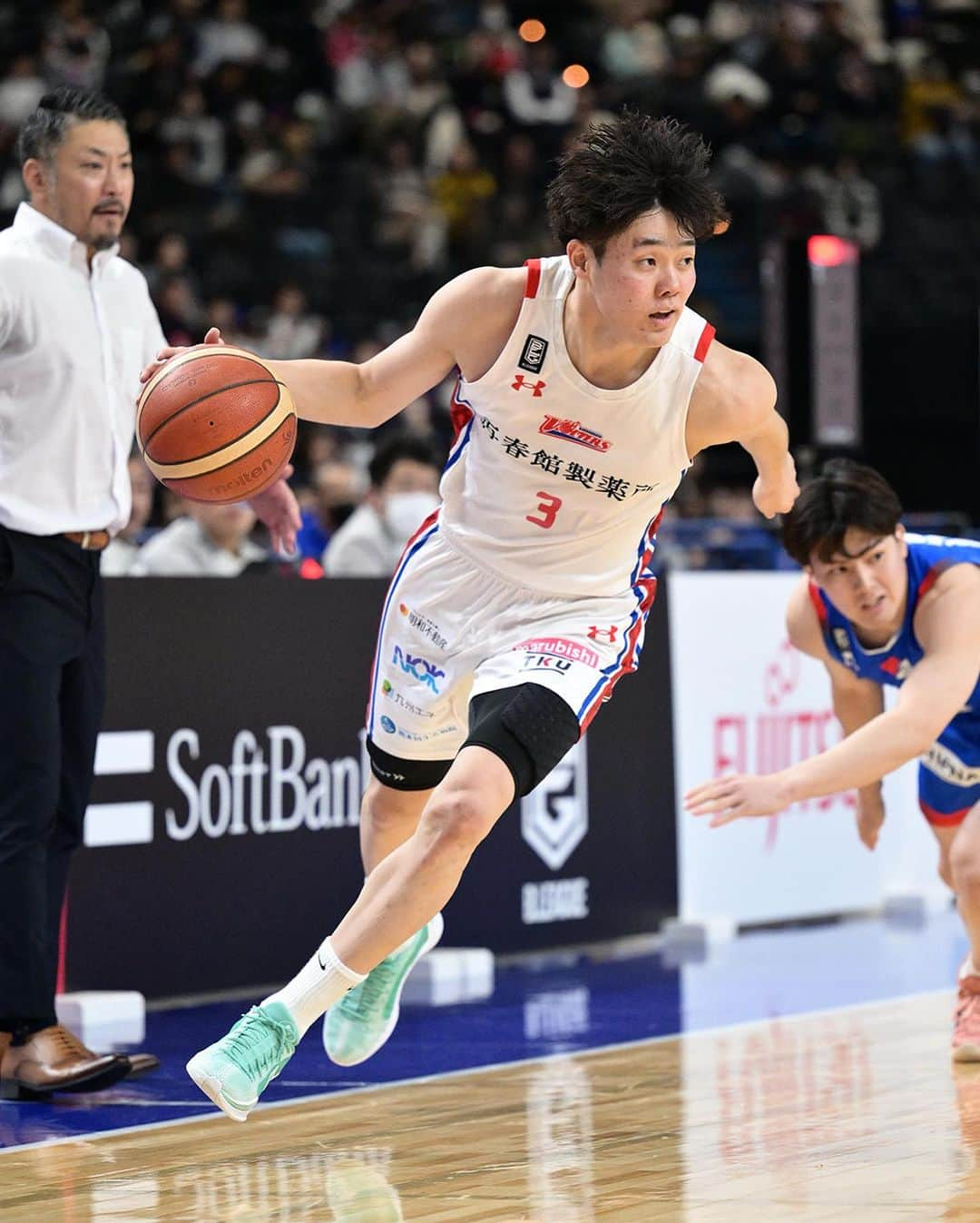 熊本ヴォルターズさんのインスタグラム写真 - (熊本ヴォルターズInstagram)「【GAME RESULT】 #熊本ヴォルターズ  83-91 #ライジングゼファーフクオカ   23［1Q］24 21［2Q］15 14［3Q］21 25［4Q］31  バスケットLIVE見逃し配信🎥 https://basketball.mb.softbank.jp/lives/502115/?utm_source=club&utm_medium=KV&utm_campaign=club_KV_006  スタッツ📊 https://www.bleague.jp/game_detail/?ScheduleKey=502115&tab=4  詳しくは熊日朝刊を✔️ buff.ly/3tfffML  #ぶちバケろ。」11月18日 18時37分 - volters_official