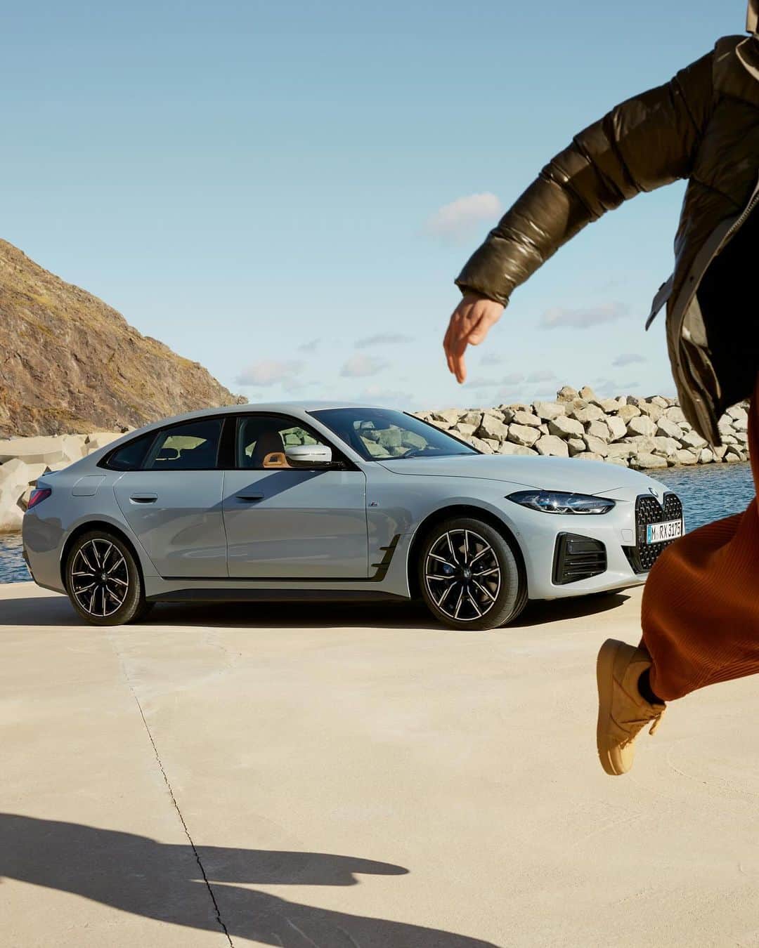 BMWさんのインスタグラム写真 - (BMWInstagram)「Rays of fun. ☀️ The BMW 4 Series Gran Coupé.」11月19日 15時00分 - bmw