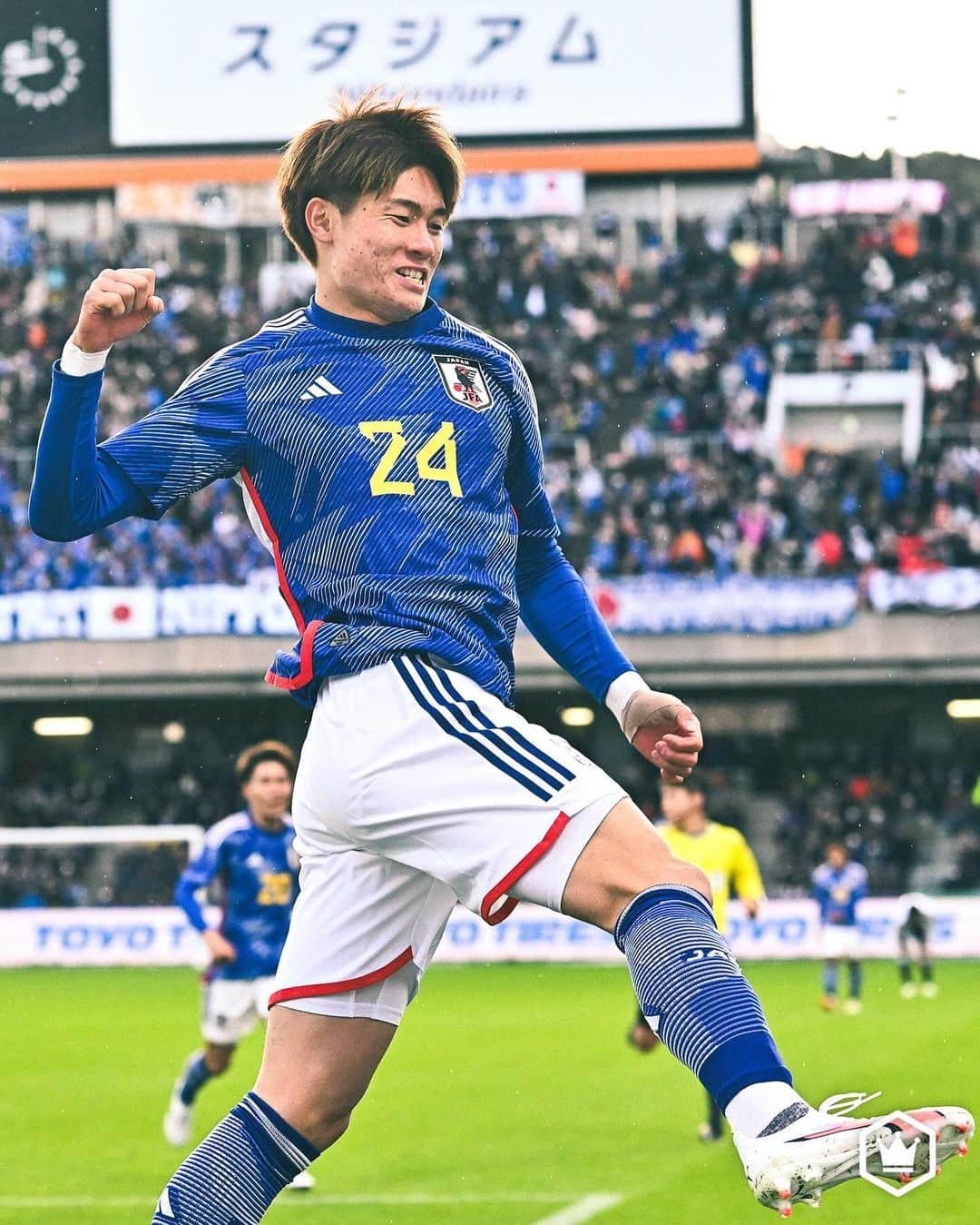 サッカーキングさんのインスタグラム写真 - (サッカーキングInstagram)「. FLASH BACK U-22 JAPAN!! 5得点でに快勝、アイスタ凱旋の鈴木唯人が2ゴールのU-22アルゼンチン戦を10枚の写真で振り返る（2023.11.18）  📷Photo by @shimpeei（SOCCERKING）  #夢への勇気を #U22日本代表 #jfa #daihyo #サッカー日本代表 #サッカー #soccer #フットボール #football #⚽️ #サッカーキング  #佐藤恵允 #鈴木唯人 #松村優太 #福田師王 #松木玖生 #藤田譲瑠チマ」11月18日 18時46分 - soccerkingjp