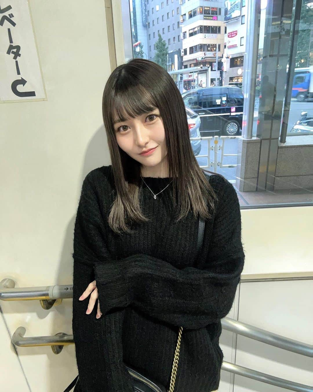 尾形春水のインスタグラム：「今週もおつかれさま..！♡ 突然寒くなったから、体調気をつけましょう🥹」