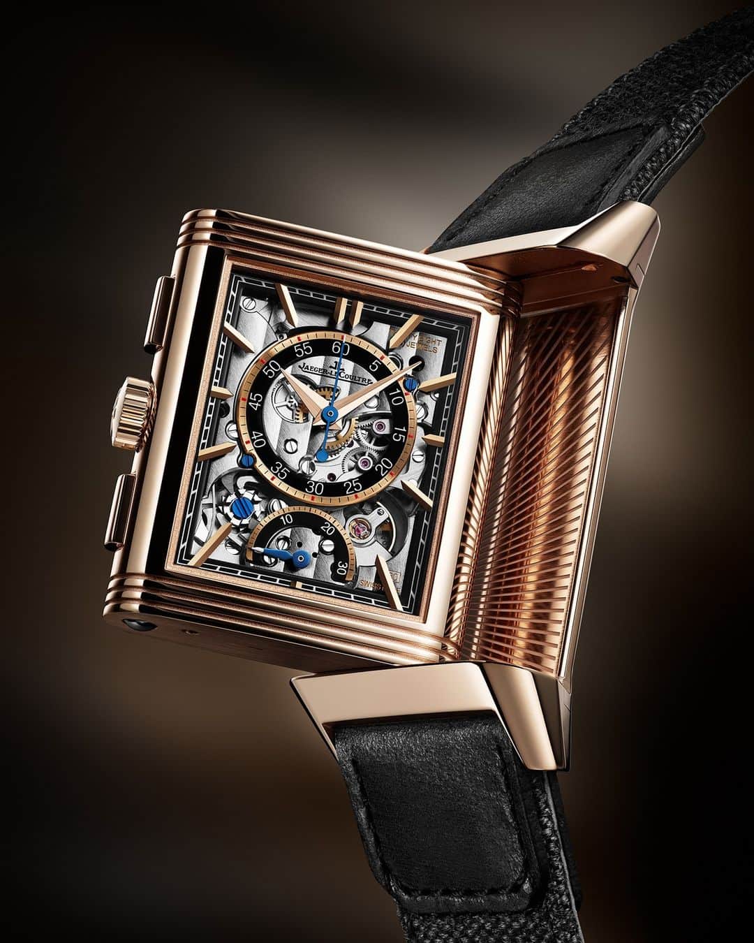 ジャガールクルトさんのインスタグラム写真 - (ジャガールクルトInstagram)「A window into the intricacies. #Reverso _ Reverso Tribute Chronograph Designed, made and assembled in our Manufacture _ When swiveling, the Reverso Tribute Chronograph reveals a sumptuous verso created to show all its intricacies, up to its smallest details. The bridges are meticulously designed to highlight the key components of the movement such as the fascinating column wheel regulating the chronograph mechanism. _ #JaegerLeCoultre #Reverso #TheWatchmakerOfWatchmakers」11月18日 19時00分 - jaegerlecoultre