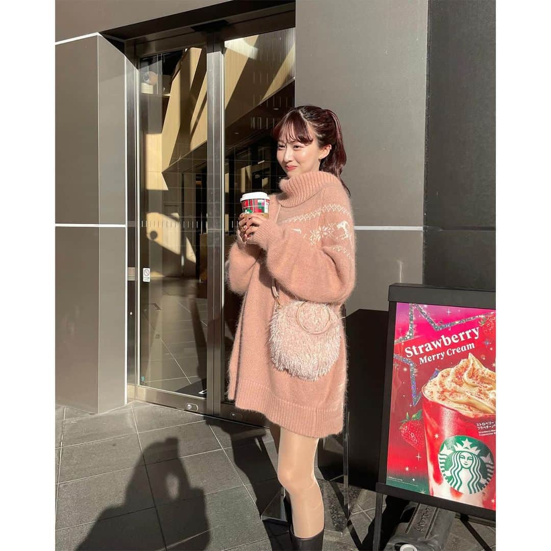 PATRA magazineさんのインスタグラム写真 - (PATRA magazineInstagram)「【彼氏に褒めてもらえる♥デート服まとめ🎀💗】  彼に褒めてもらえる✨ 冬のデートにおすすめのコーデをご紹介🧸🖤  大人っぽいけどちょっと甘めなコーデがおすすめだよ💌  ＼ thank you 🦢 ／ @fuchan_2003 / @___ponmk2___ @megu.03_03 / @nami___grm @mayonnaise._.e / @__kar20  今みんなの中で流行っている事やアイテムがあれば @patra__jp をタグ付けしてぜひ教えてね🔔  皆さんのすてきな投稿をぜひ紹介させてください！ . . #デート服 #デートコーデ #冬コーデ」11月18日 19時00分 - patra__jp