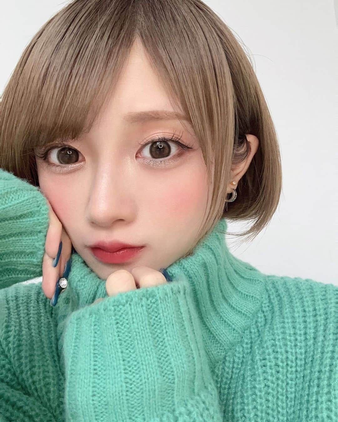 海月らなのインスタグラム：「どアップ失礼します🙇‍♂️」