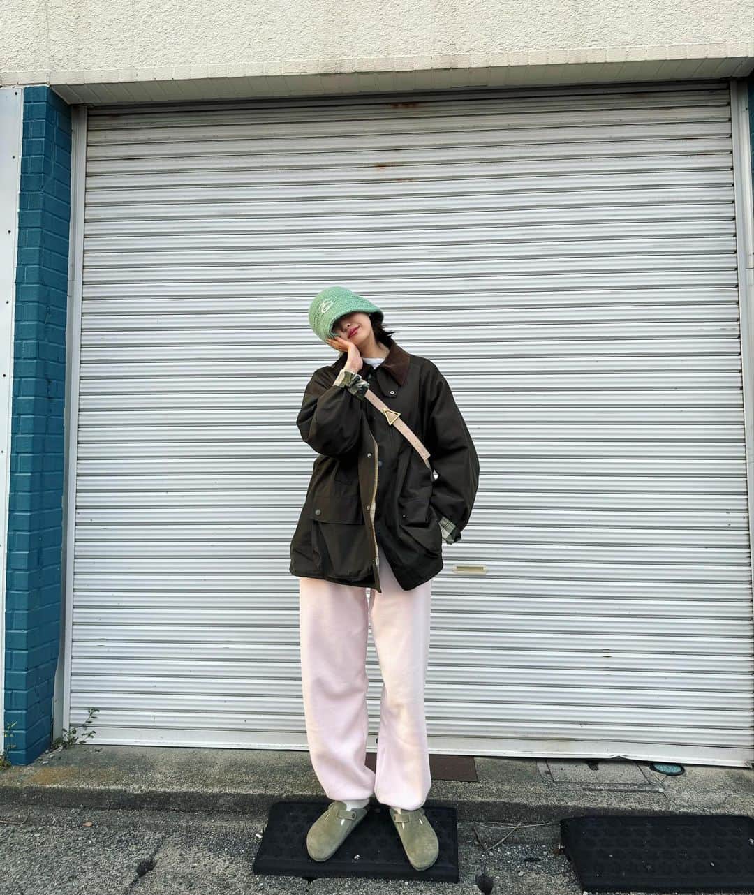 三阪咲さんのインスタグラム写真 - (三阪咲Instagram)「冬は、おでんを食べれば乗り切れる💪🏻ﾄｼﾝｼﾞﾃﾙ  みんなの好きな具は？🙃」11月18日 19時35分 - misaka_saki