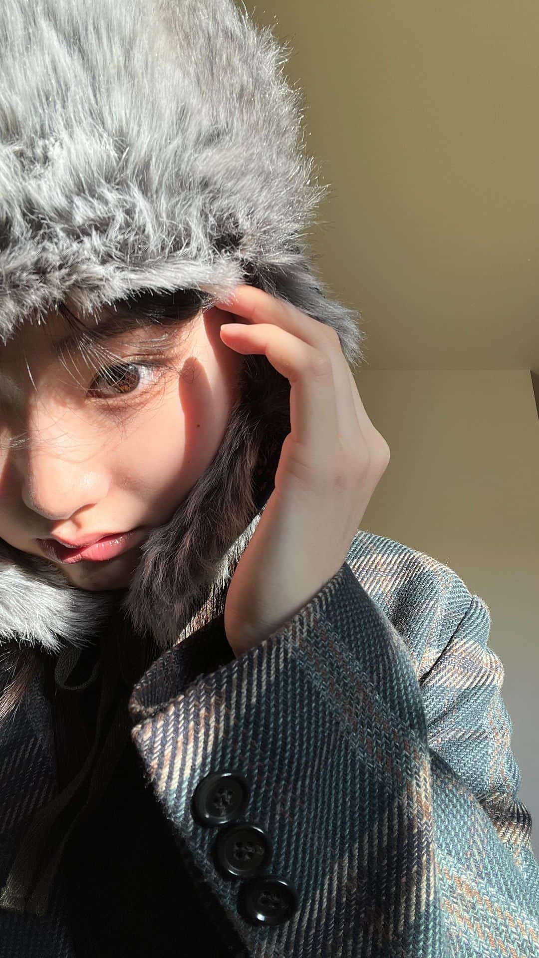ちゃきのインスタグラム：「ふわふわ、 あったかすぎ〜る！ 極寒の日には被ろうかね⁇😽♡ @kangol   #コーデ紹介#outfit #outfitideas」
