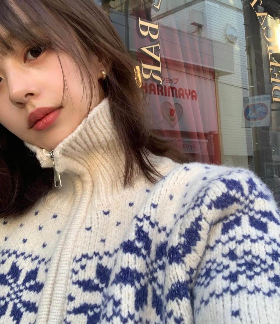 ITSUKIのインスタグラム：「❄️⛄️🫎×🧶＝🤍🤍🤍  @nugu__official  商品番号P000KRFA ヴィンテージノルディックニットジップアップ」