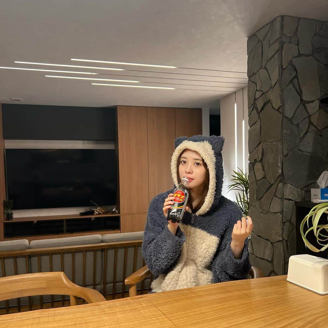 白川蘭珠のインスタグラム：「.  カビゴン💆🏼‍♀️🩶」