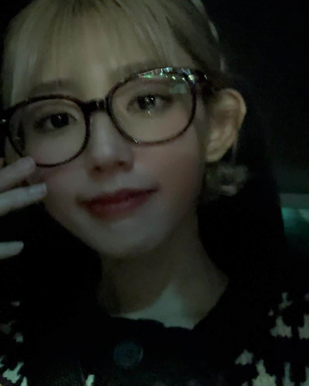 里菜さんのインスタグラム写真 - (里菜Instagram)「お月さん🌙」11月18日 20時14分 - rina_crownpop