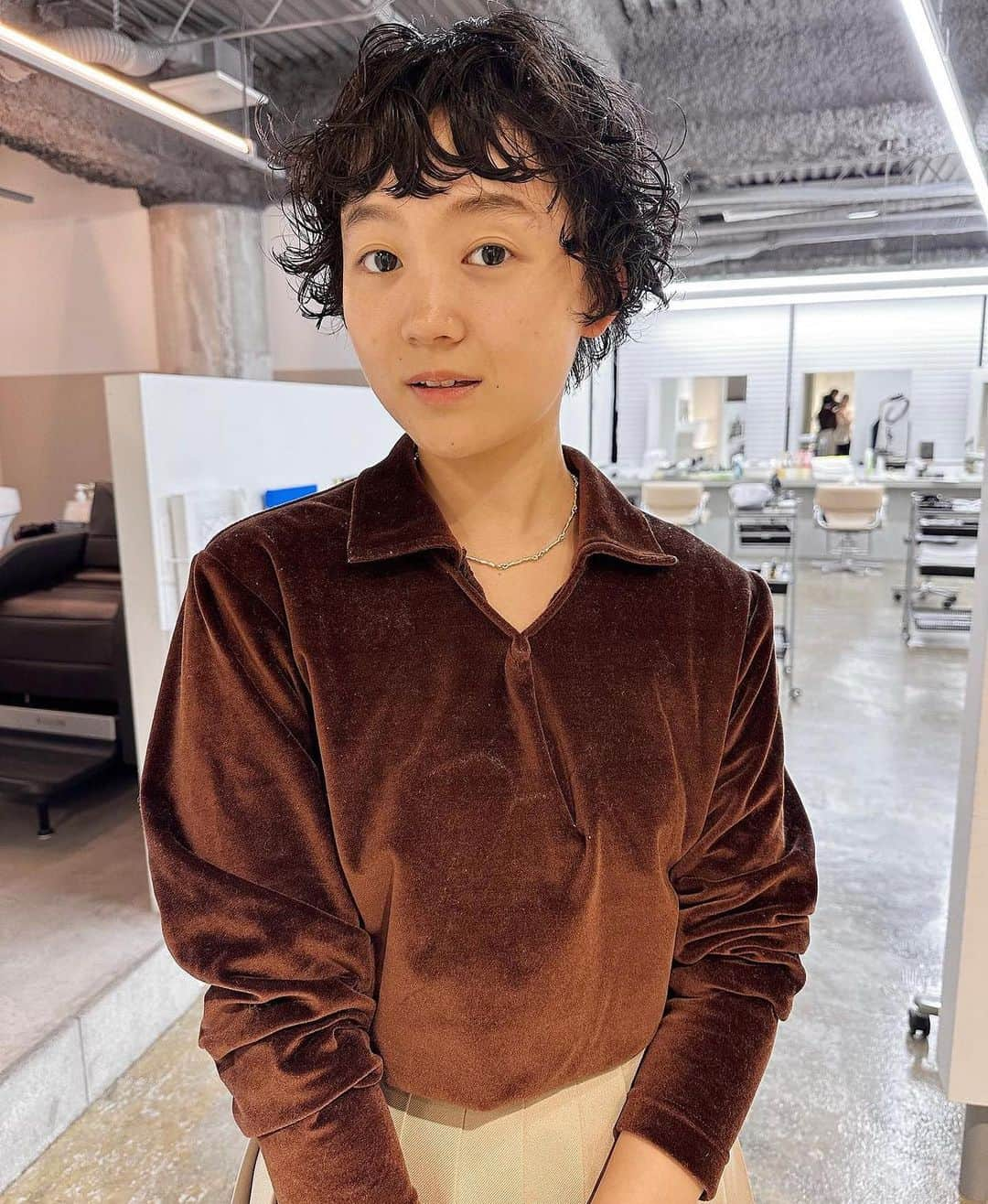 nanukさんのインスタグラム写真 - (nanukInstagram)「ちょっと強めなくせっ毛さん なパーマスタイル🇫🇷🥖 . hair / @sano_nanuk  . #guestnanuk . #パーマ#パーマヘア#パーマスタイル#パーマカラー#くるくるパーマ#ニュアンスパーマ#スパイラルパーマ#ウェーブパーマ#パーマアレンジ#簡単ヘアアレンジ#ヘアアレンジ #ショート#ショートヘア#マッシュショート#ショートカット#マッシュ#ショート女子#ハンサムショート#ハンサムショート女子#ショートカット女子」11月18日 20時22分 - nanukhair