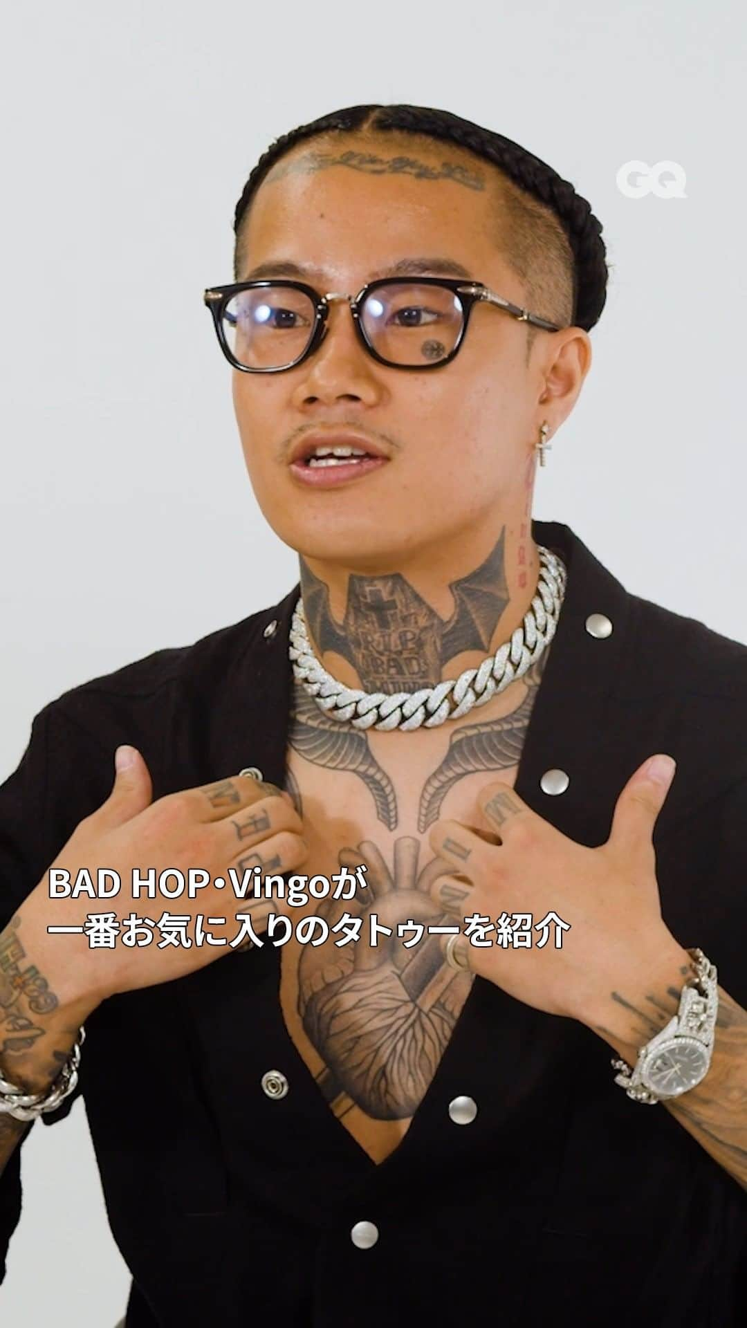 GQ JAPANのインスタグラム：「BAD HOP・Vingoの一番お気に入りのタトゥーとは？  「BAD HOP-Vingoが体に刻んだタトゥーを紹介|Tattoo Tour」全編は、GQ JAPAN公式YouTubeで✓  #TattooTour #タトゥーツアー #Tattoo #タトゥー #BADHOP #Vingo @vingo_breath @sanrokutattoos」