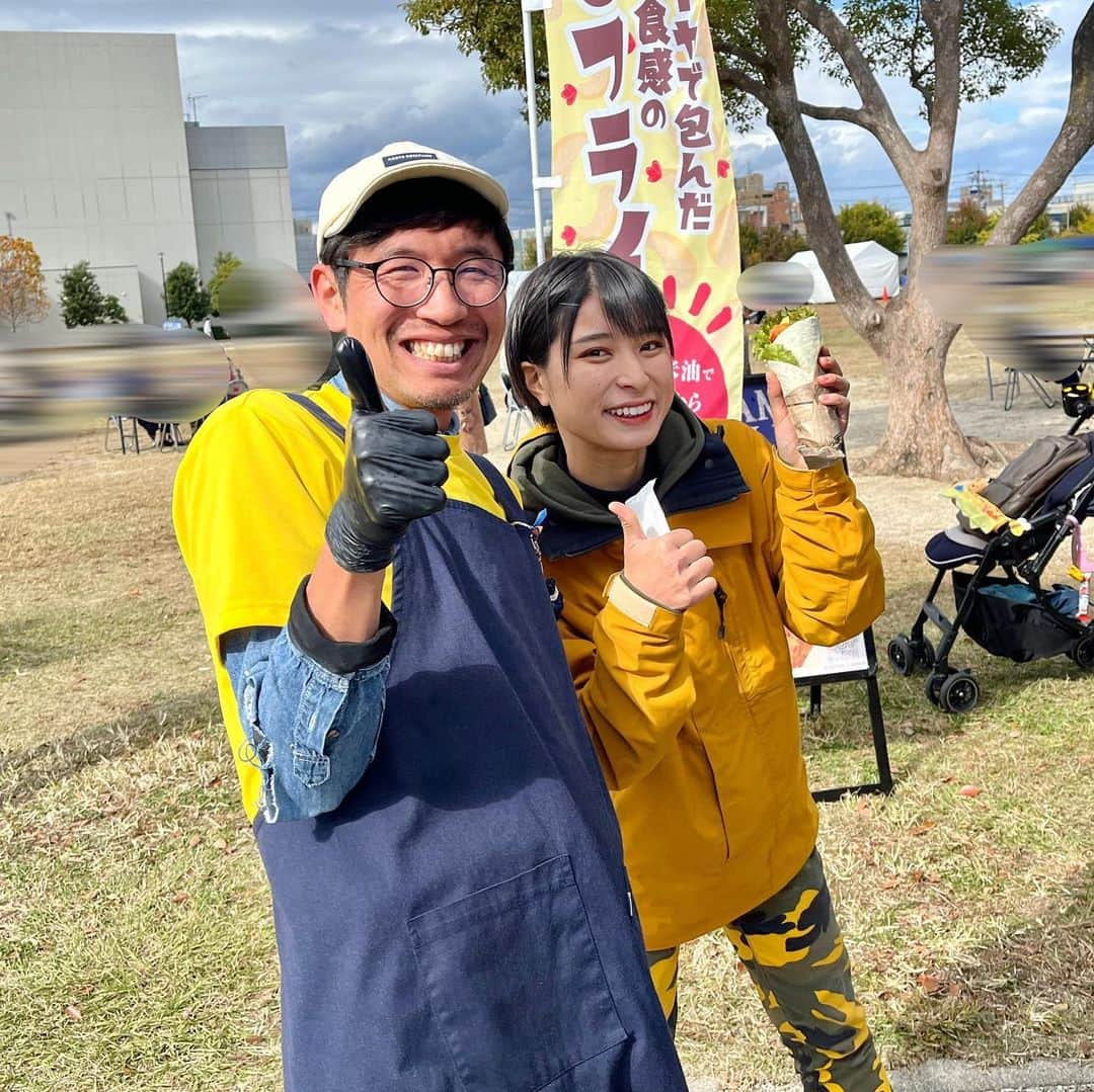 かほなんさんのインスタグラム写真 - (かほなんInstagram)「今日は名古屋市昭和区の川名公園にて「防災･減災 秋まつり in 川名公園」でした！  遊びに来てくれた方、ありがとう〜！！ ダイハツさんとタッグを組んで作った、さばいどる災害支援号 お披露目の日🚗✨  これから災害地や防災啓発のイベントに乗っていきます。 ダイハツさん、素敵な車を作って頂き、さばいどるの災害支援の活動に手助けをしてくださり、ありがとうございます。  ベースの車はアトレー！🚗✨ 災害支援用に改造して、専用の棚をつけたり、スピーカーやライトをつけてあるよ！ バール、チェンソー、投げる消化用具、ポータブル電源を積んでます！ 支援物資はアルファ米、缶詰、甘酒等！ また動画で詳しく紹介します！🫡✨  午前中は晴れていた今日のイベント、午後から突風の悪天候のため中止になってしまいました……が、安全第一🫡！！ 怪我をしてしまった方がいるのは心苦しいですが……今日の突風はひとつの学びとします。 会場全体で勉強させて頂きました。  そして2回目のステージに立てなかったのは歯痒いですが、リベンジは必ず！！ 皆さんにまたお会いできるのを楽しみにしております…！！😆  次のイベントは12/3 ホームセンターバロー羽島店インター店にて、防災体験フェスタ！ こちらも防災系のイベントなので、会いに来てくれたら嬉しいです😆✨ もちろんダイハツ×さばいどるの、災害支援号も展示するよー！！✊🚗 トークショーの時間等決まり次第、またお知らせします👍  あ！今日来てくださった方！📸 かほなんや、さばいどる災害支援号のお写真を是非SNSに載せてください〜！！🙌  ではっ！ 皆さま、ご安全に！🫡  #名古屋市 #昭和区 #川名公園 #ダイハツ #アトレー #尾西食品 #allpowers  #K&K #白鶴 #Husqvarna #Fitech #ホームセンターバロー #さばいどる災害支援号 　 #さばいどる #かほなん」11月18日 20時41分 - survidol_kaho