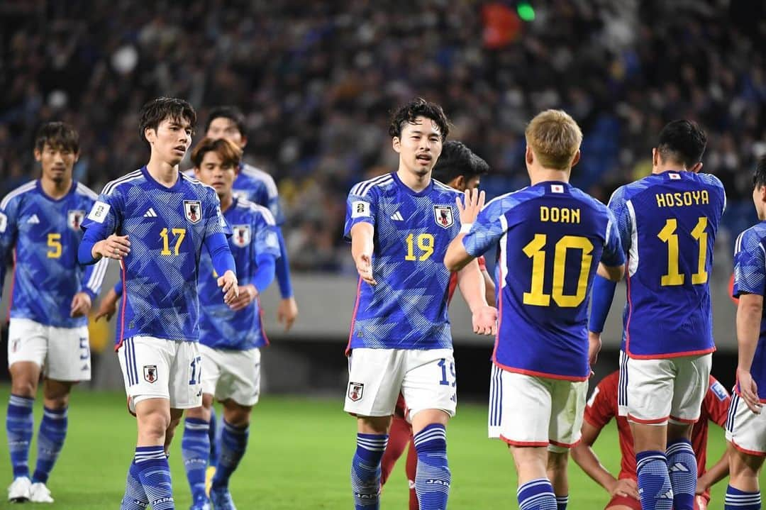 中山雄太さんのインスタグラム写真 - (中山雄太Instagram)「VS 🇲🇲  @japanfootballassociation」11月18日 20時52分 - y_5_nakayama