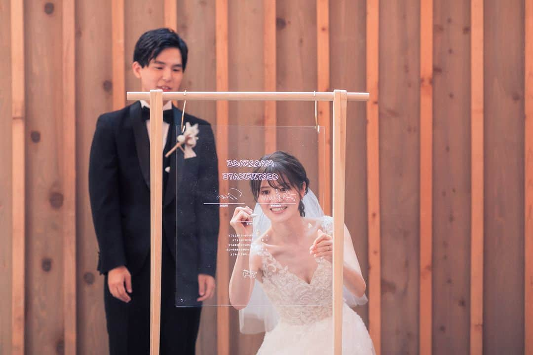 BARN&FOREST148さんのインスタグラム写真 - (BARN&FOREST148Instagram)「#100年後も語り継がれる結婚式  ・ ・ Marriage certificate…*  ブライダルフェアのご予約やお問合せは InstagramのDMでも承っております*  #結婚証明書 #結婚アイテム #バーンアンドフォレスト148 #式場探し #barnandforest148 #卒花嫁 #プレ花嫁 #結婚式演出 #barnwedding #バーンアンドフォレスト #barn花嫁 #披露宴 #結婚式 #プレ花 #weddingceremony #rusticwedding #卒花 #148花嫁 #流山おおたかの森 #結婚式場探し #結婚式準備 #ウェディングセレモニー #ナチュラルウェディング #結婚式場」11月18日 21時00分 - barn_and_forest148