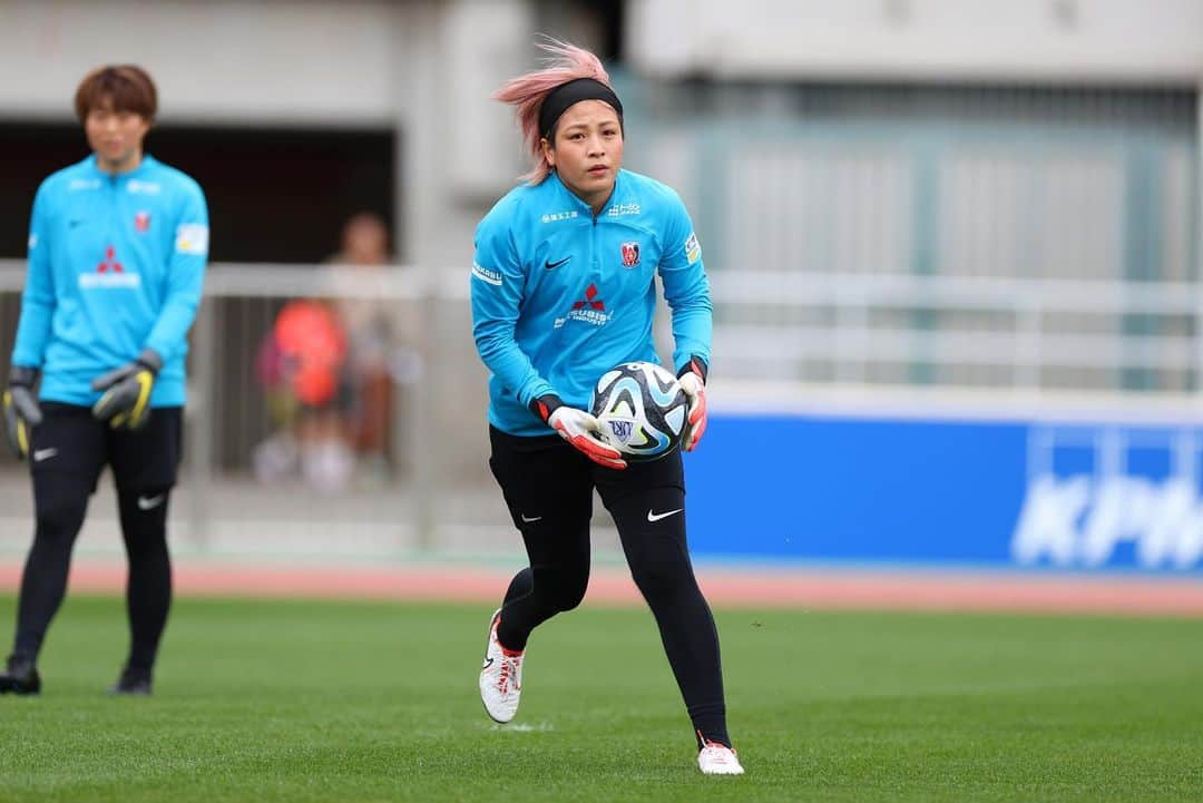 池田咲紀子さんのインスタグラム写真 - (池田咲紀子Instagram)「WEリーグ開幕戦🔥⚽️  2-1勝利  サポーターの皆さんの力が無ければ勝ちきれなかったと思います！ 本当に熱い応援ありがとうございました！！！！！  #三菱重工浦和レッズレディース  #weリーグ  #池田咲紀子」11月18日 21時08分 - sakiko_ikeda_21