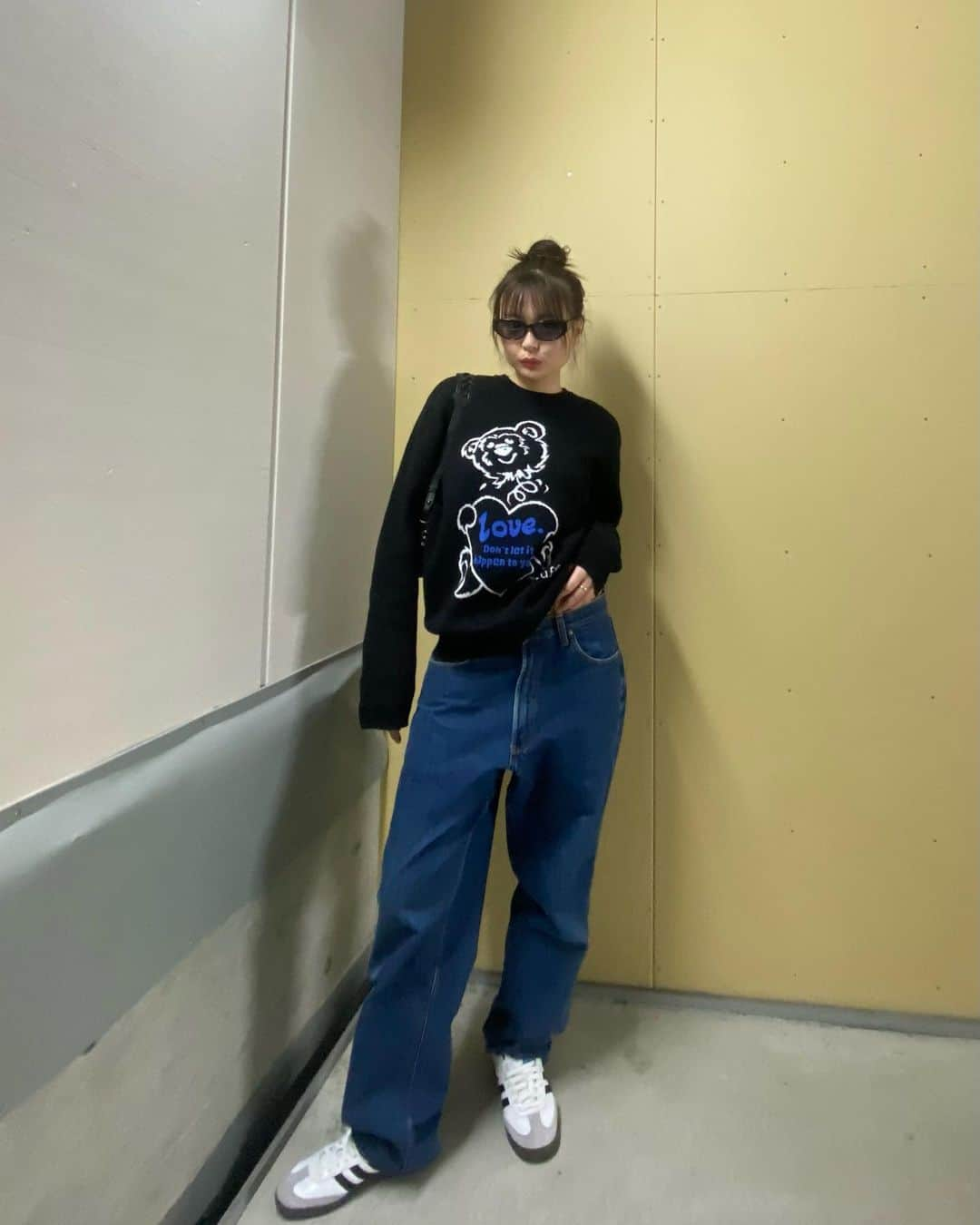 和内璃乃さんのインスタグラム写真 - (和内璃乃Instagram)「🧸  sunglasses @hufjp  Knit @hufjp  pants @poloralphlauren  shoes @adidasoriginals  #gift」11月18日 21時06分 - rino.wauchi