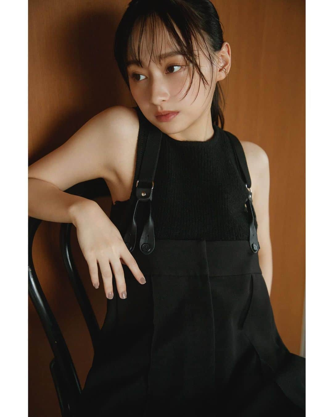 菊地泰久のインスタグラム：「@kageyamayuka_official  #影山優佳  @shukan.bunshun_mag  #原色美女図鑑   #週刊文春 #菊地泰久 #yasuhisakikuchi #beauty #makeup #fashion #portrait #jewelry #gravure #shooting #photography #photographer #model #studio」