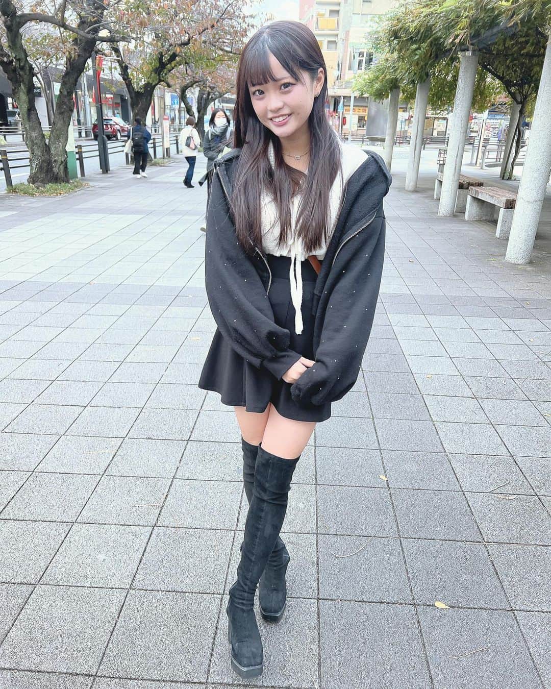 杉井美咲のインスタグラム：「テスト週間だよー😭😭期末は日本史がんばる！！応援メッセージ待ってます✨❤️‍🔥 ・ ・ #jk #sjk #jk2 #jkブランド #jkの素敵な思い出 #07 #杉井美咲 #女子高生ミスコン #高一ミスコン」