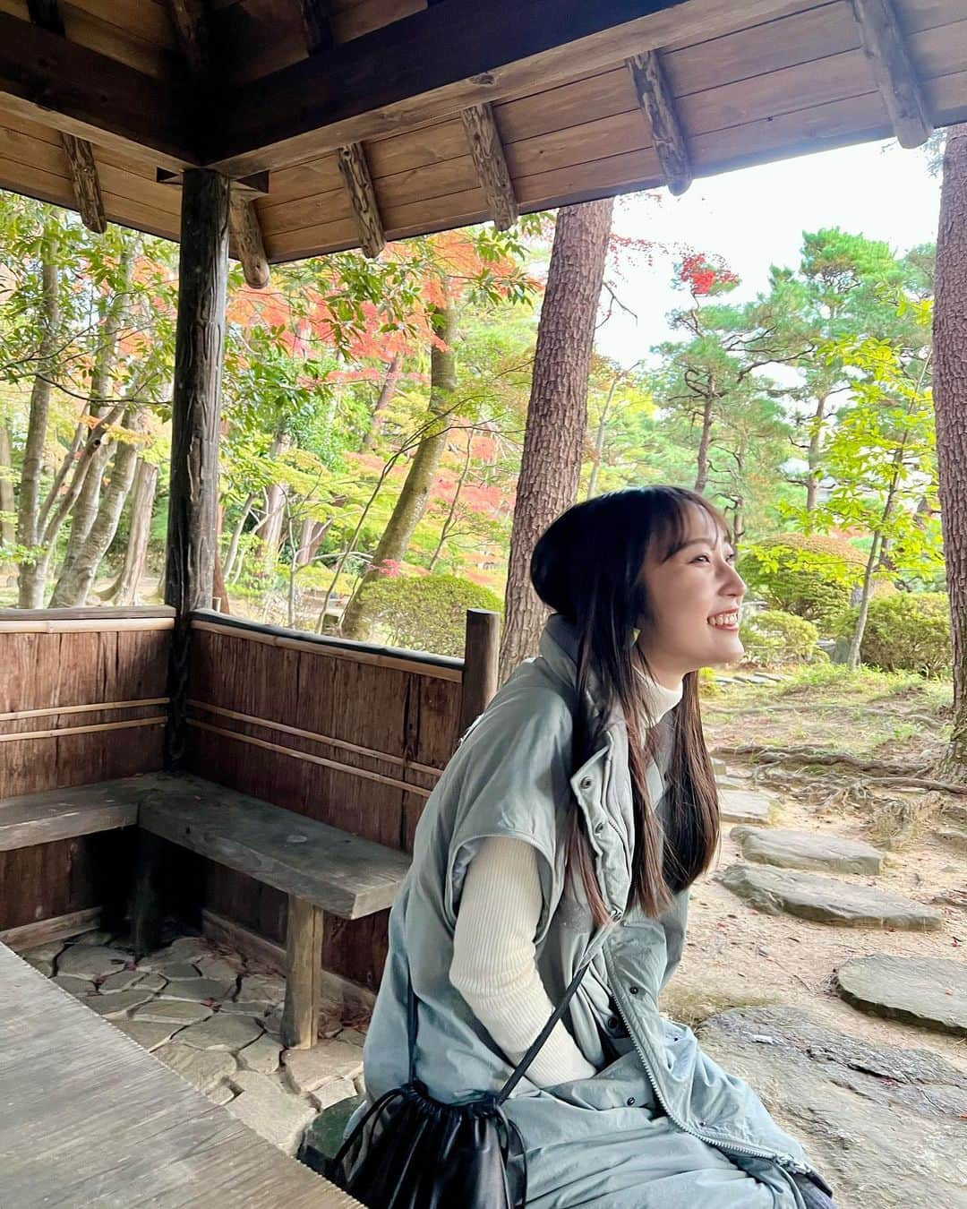 段原瑠々さんのインスタグラム写真 - (段原瑠々Instagram)「🍁  仙台観光した日の写真〜☺️  明日は秋ツアー仙台公演です！ 楽しみましょ🌼    #輪王寺 #杜の市場 #牡蠣 #juicejuice #段原瑠々」11月18日 21時33分 - ruru_dambara.official