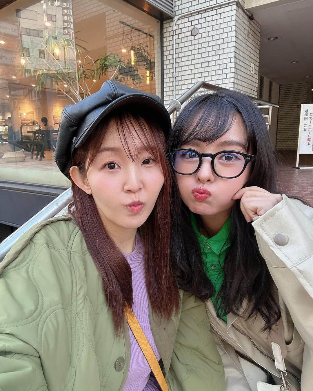 山田菜々さんのインスタグラム写真 - (山田菜々Instagram)「だてめがね👓  ３枚目ぶれさせて撮ろうと思ったのに 全然ぶれへんかった🙃手ブレ補正すご」11月18日 21時43分 - tannana.yamada