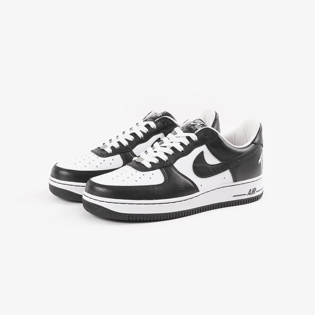 KICKS LAB. [ Tokyo/Japan ]さんのインスタグラム写真 - (KICKS LAB. [ Tokyo/Japan ]Instagram)「NIKE l "AIR FORCE 1 LOW QS TS TERROR SQUAD" White/Black/White l Available in Store and Online Store. #KICKSLAB #キックスラボ」11月18日 21時36分 - kickslab