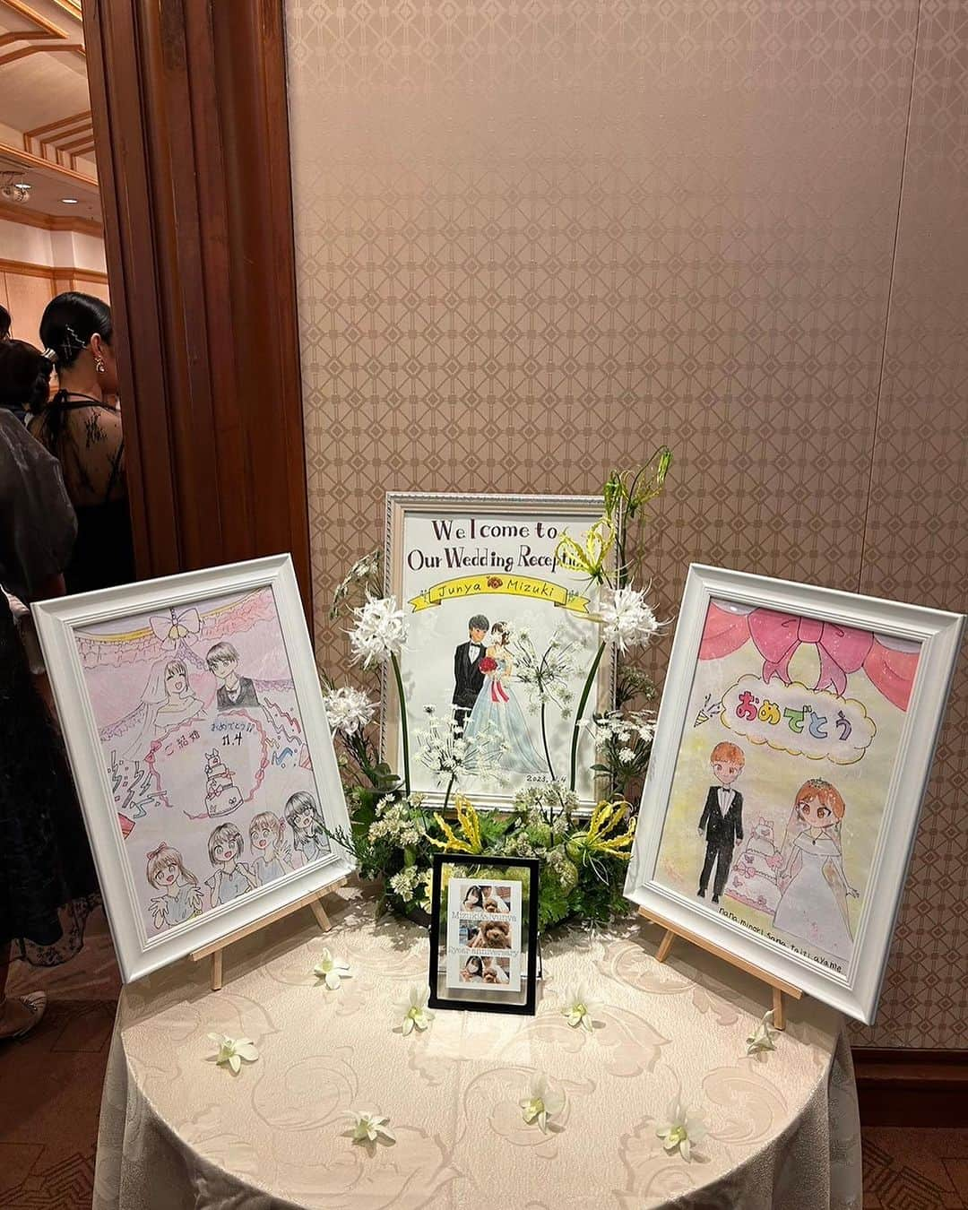 森川小百合さんのインスタグラム写真 - (森川小百合Instagram)「この前の結婚式でも着ていた#moriワンピ　🖤  #チュールキャミワンピース SET  いよいよ来週入荷、、 やっと🥰！！  ご予約頂いたお客様は少しずつお届けが開始されてますかね？😆  これを着て色んなところに行きたいな♡  .  #mystic#mystic_2023ss#mystic_mystyle#コーディネート#ワンピースコーデ#ワンピ#秋#秋服#夏服#ワンピース#ジャケット#ジャケットコーデ#ミニスカ#スカート#スカパン#デート#デート服#おでかけ#おでかけコーデ#163cm#163cmコーデ#骨格ウェーブ #骨格ナチュラル#骨格ウェーブ#ニット#ニットコーディネート#秋#冬#原宿#表参道」11月18日 21時41分 - lily.s_y