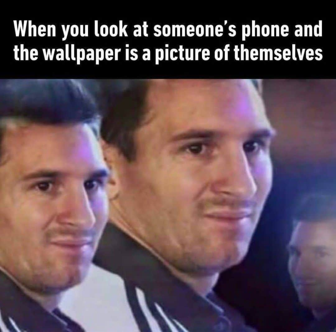 9GAGさんのインスタグラム写真 - (9GAGInstagram)「how narcissistic do they have to be to do this  - #phone #background #narcissist #memes #9gag」11月18日 22時00分 - 9gag