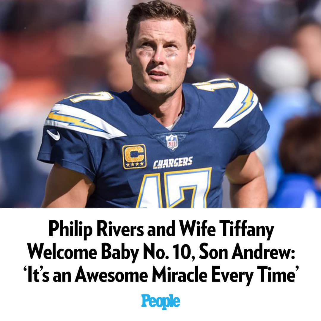 People Magazineのインスタグラム：「Philip Rivers is officially a father of 10! The former NFL star, 41, announced that he and his wife, Tiffany, welcomed their 10th baby, a son, earlier this month.  Tap our bio link for more details! | 📷: AP」